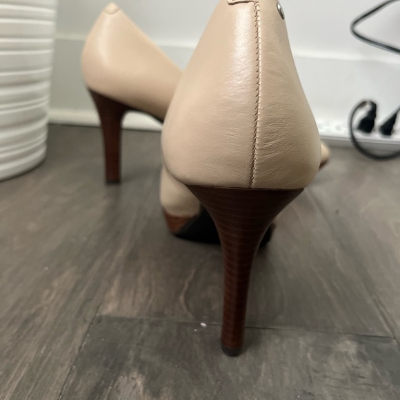 Rockport nude heels! - Picture 2 of 4